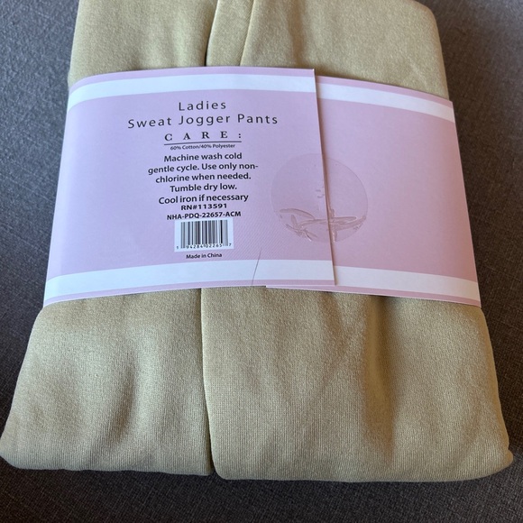 New Mayfair Ladies Sweat Jogger Pants Light Green in Sizes: S, M, L, & XL - Picture 4 of 5